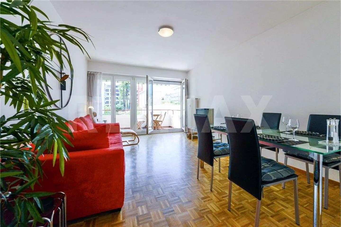 Cozy 3.5 Rooms in Central Location - Photo 11 of 13