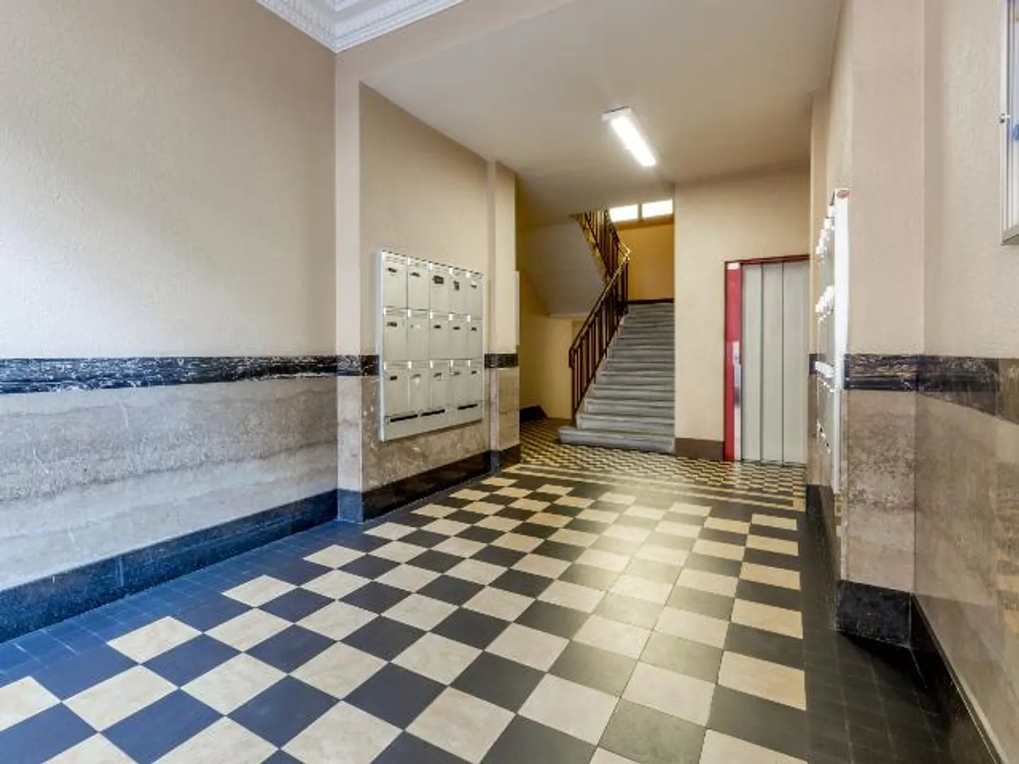 Appartement à louer - Photo 3 sur 3