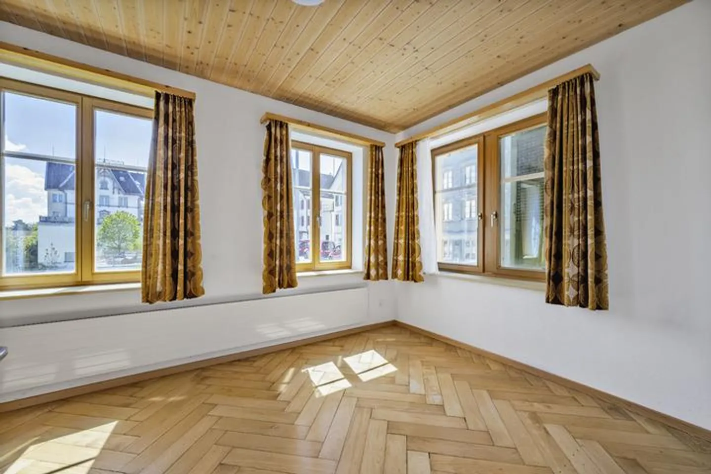 CASA MULTIFAMILIARE STORICA CON VISTA SUL LAGO DI COSTANZA - Foto 3 di 8