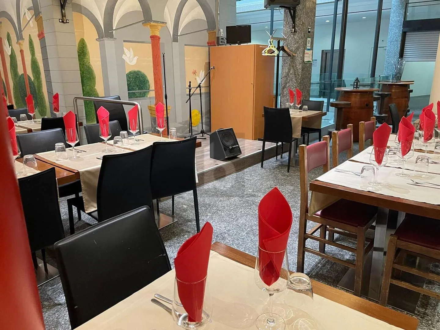 Restaurant Charmant avec Terrasse - Photo 3 sur 4