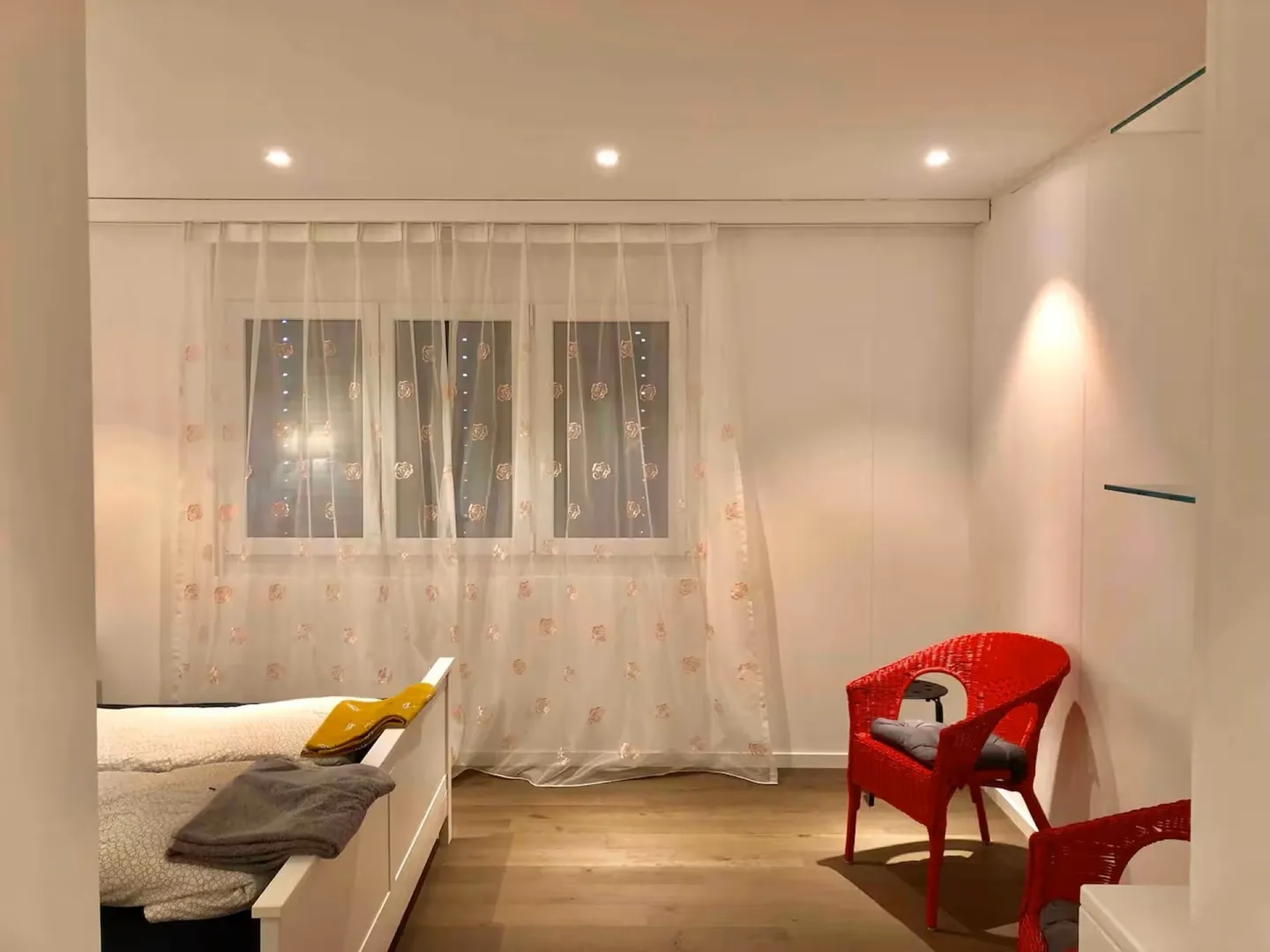 Modernes 2½-Zimmer-Reihenmittelhaus im Minergiestandard mit Solarfassade - Foto 7 von 17