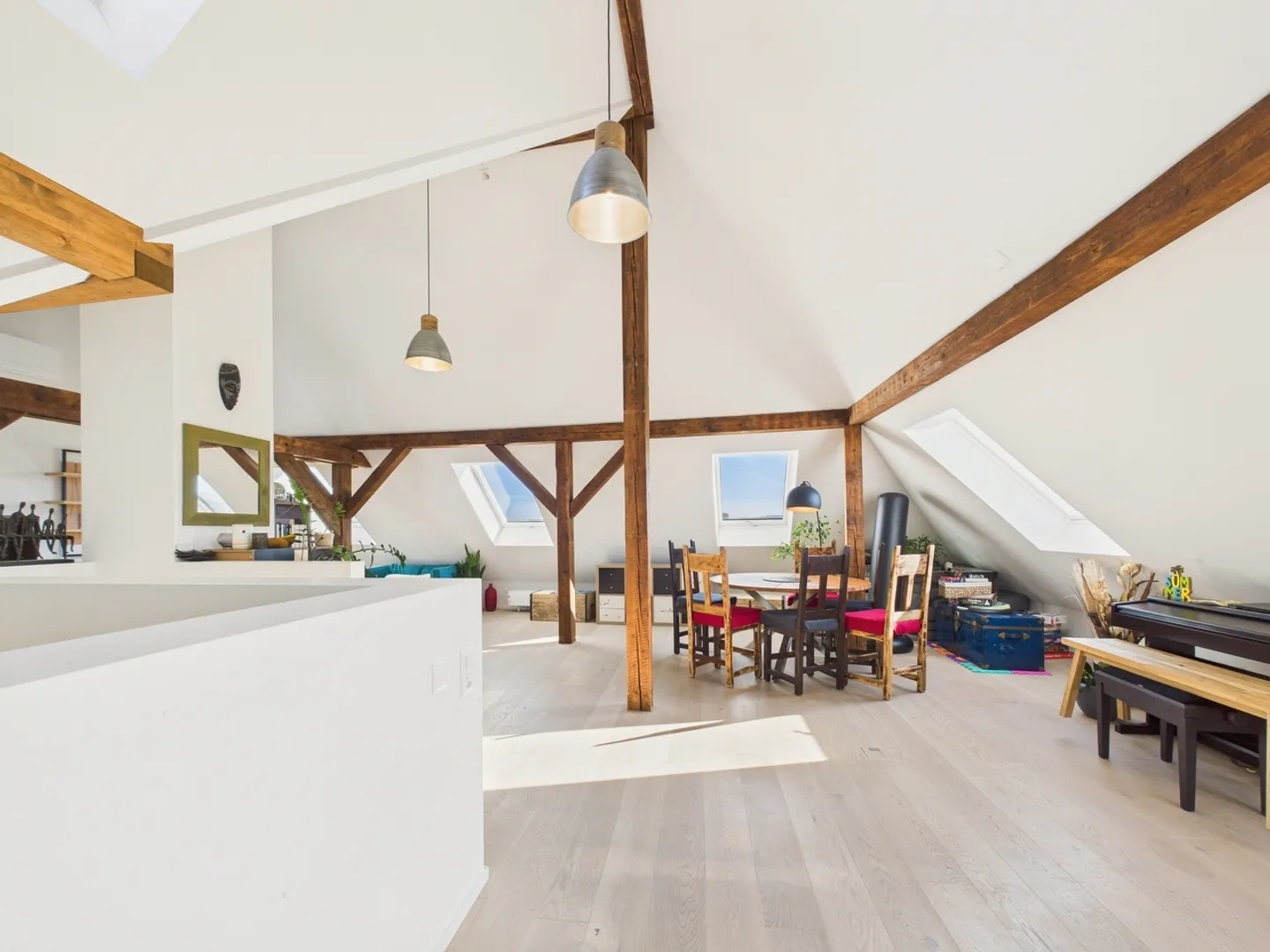 Charming 4.5-room maisonette apartment in Basel - Photo 4 of 11