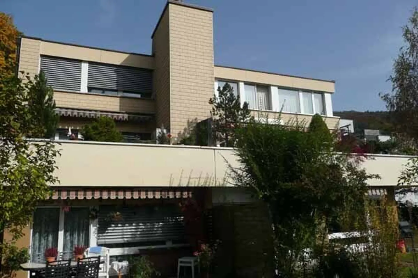 Charmant Appartement Attique avec Vue - Photo 1 sur 5