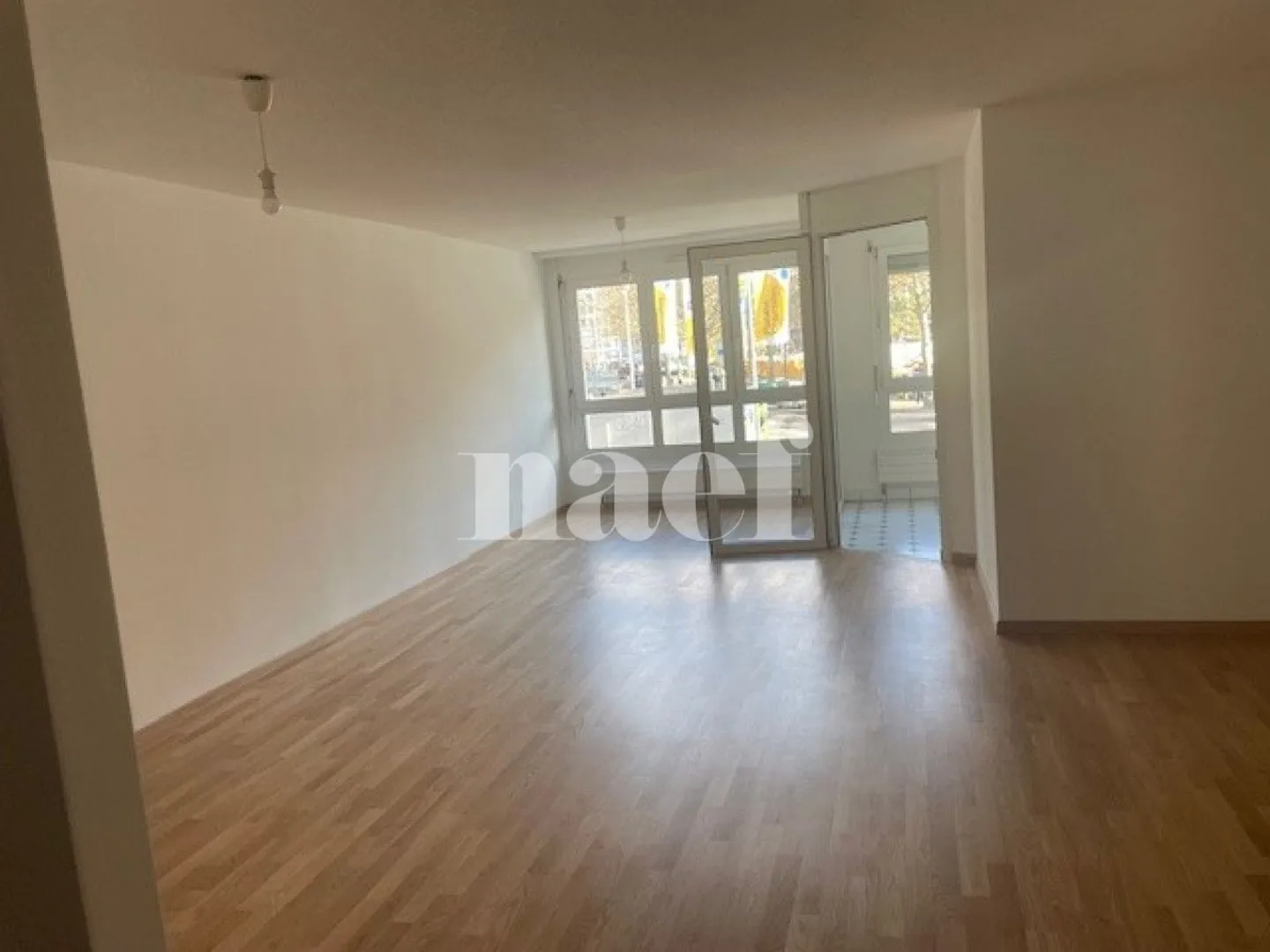 Appartement 4 pièces - Photo 2 sur 8