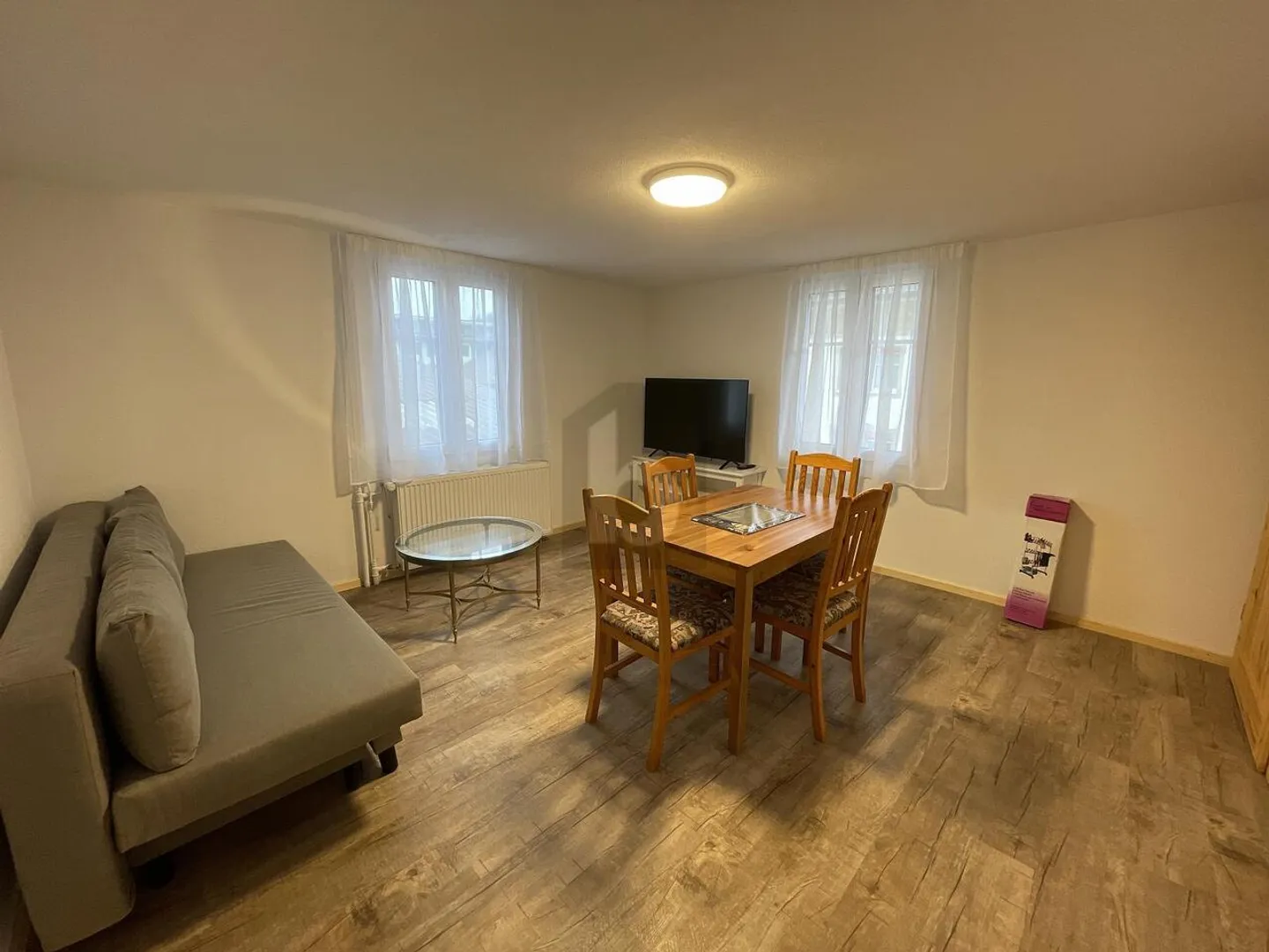 RENOVE ET MEUBLE AVEC DUREE DE LOCATION FLEXIBLE - Photo 1 sur 6