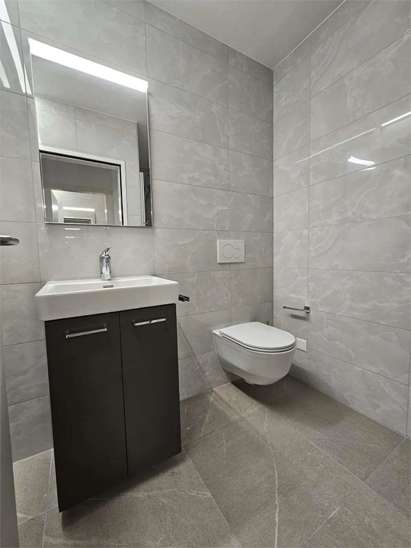 Lugano Zentrum, Büro mieten 4.5 Zimmer von 120 m² - Foto 9 von 13