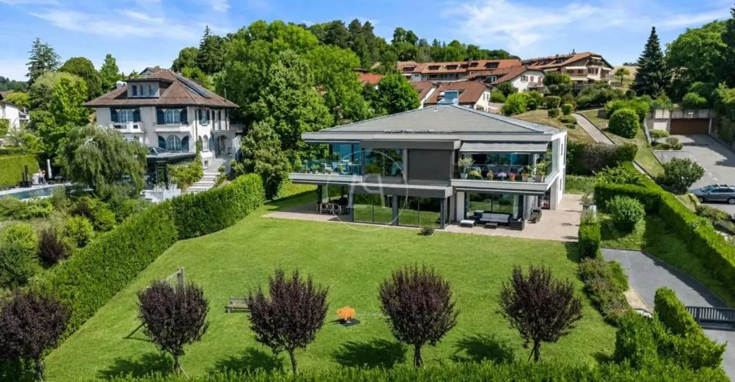 Magnificent modern apartment with panoramic view above Lutry - Photo 2 of 13