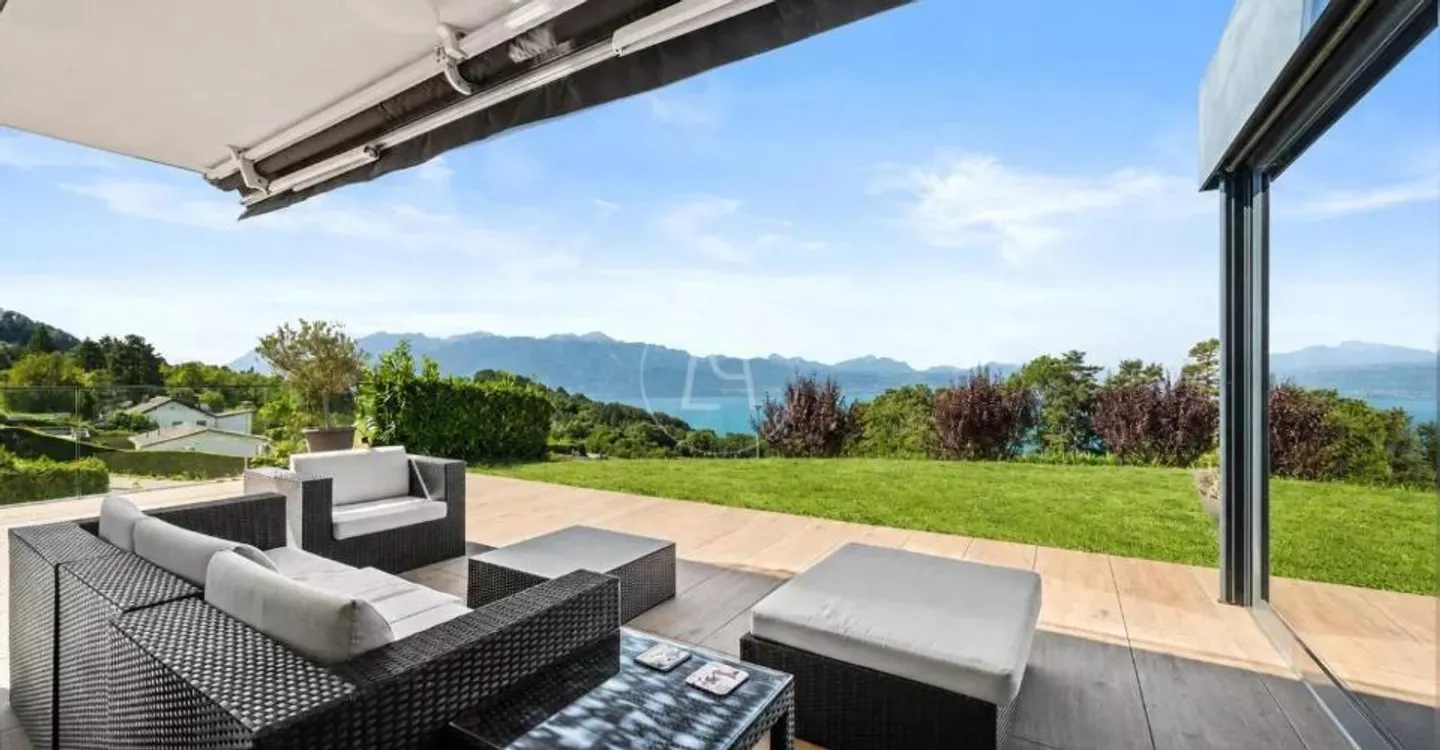 Magnificent modern apartment with panoramic view above Lutry - Photo 7 of 13
