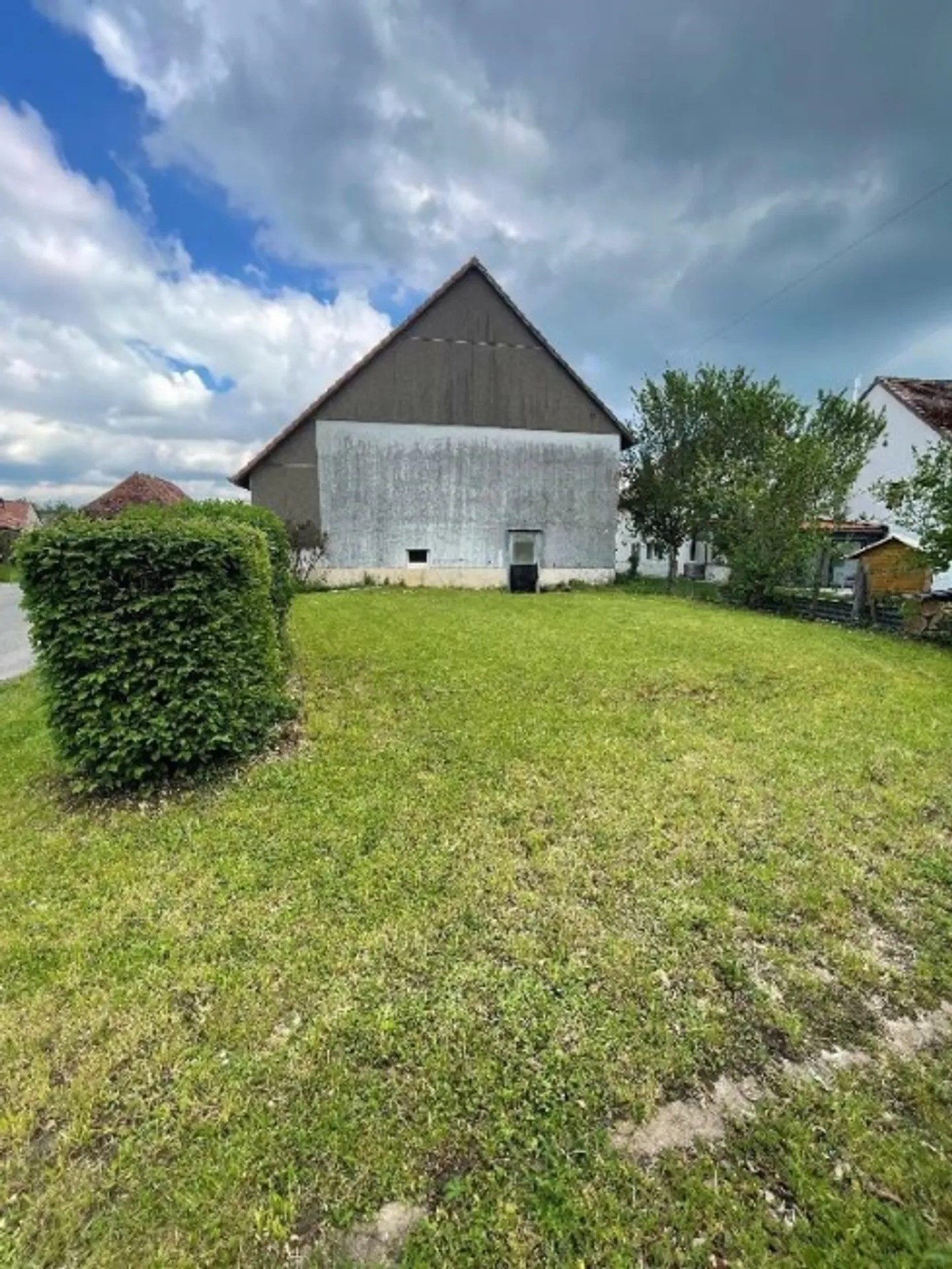 Rough diamond ready to be renovated according to your wishes - Photo 8 of 9