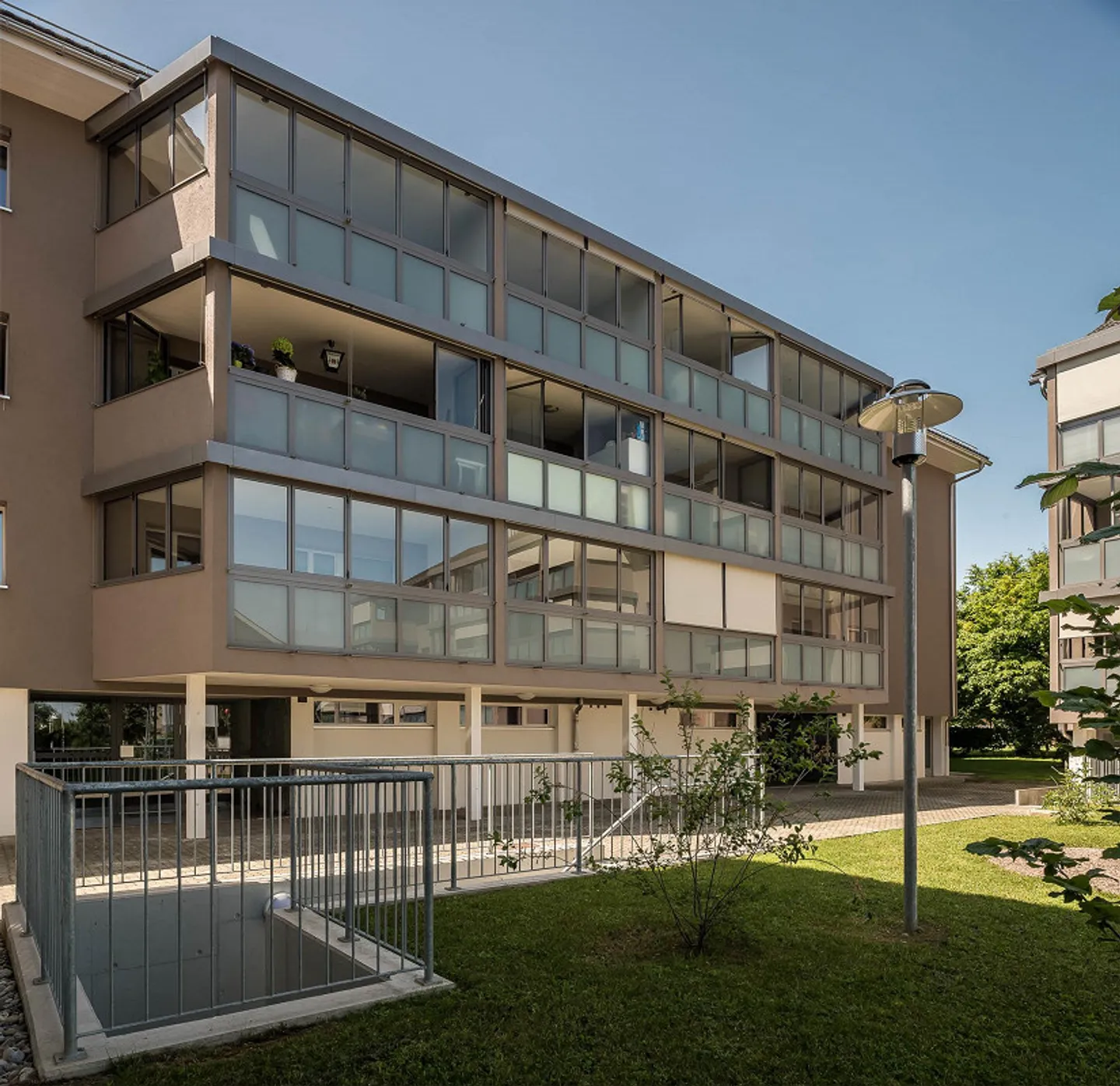 Dans un environnement verdoyant - Photo 1 sur 6