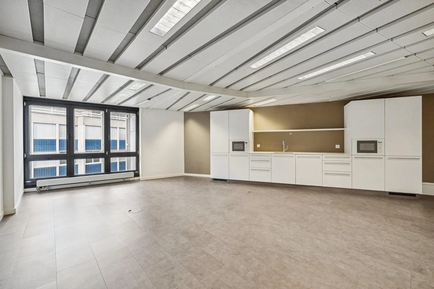 Plug & Work – Spazio ufficio pronto all'uso nel centro di Basilea - Foto 9 di 10