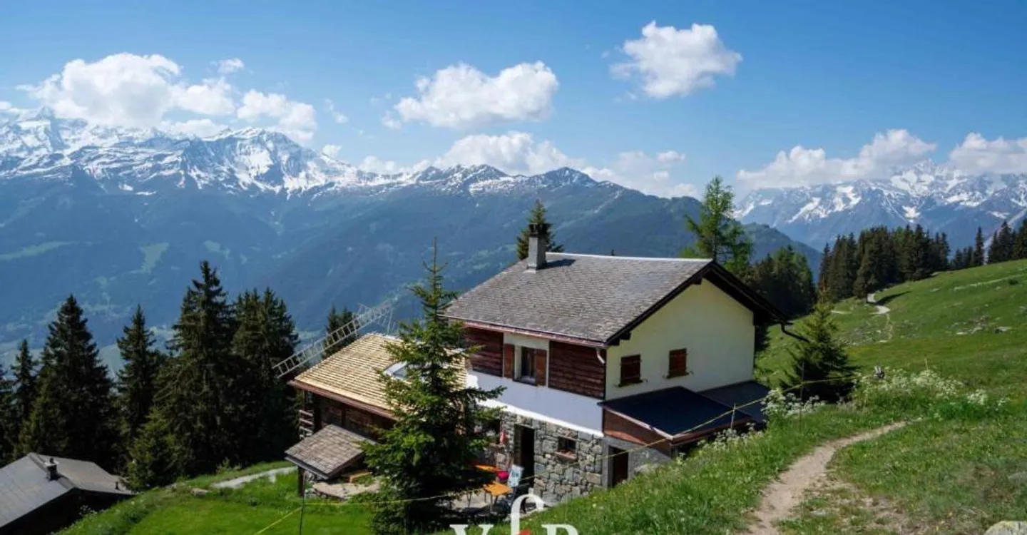 Chalet mit Atemberaubender Aussicht - Foto 1 von 11
