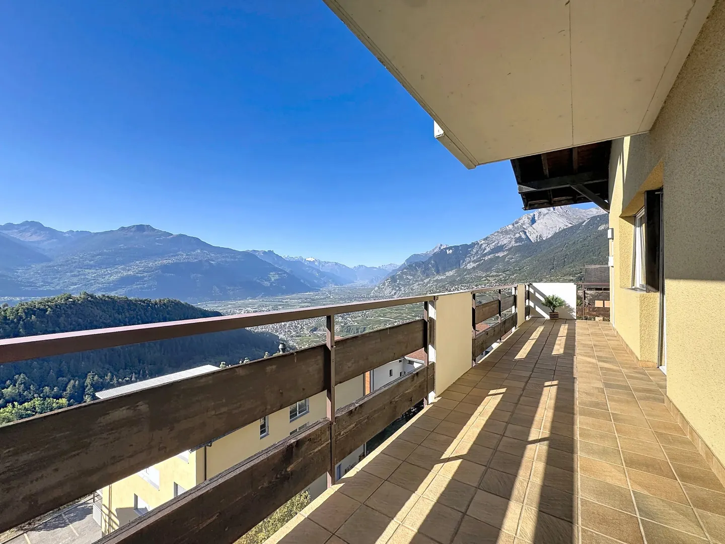 Appartement ensoleillé avec vue imprenable - Photo 18 sur 18