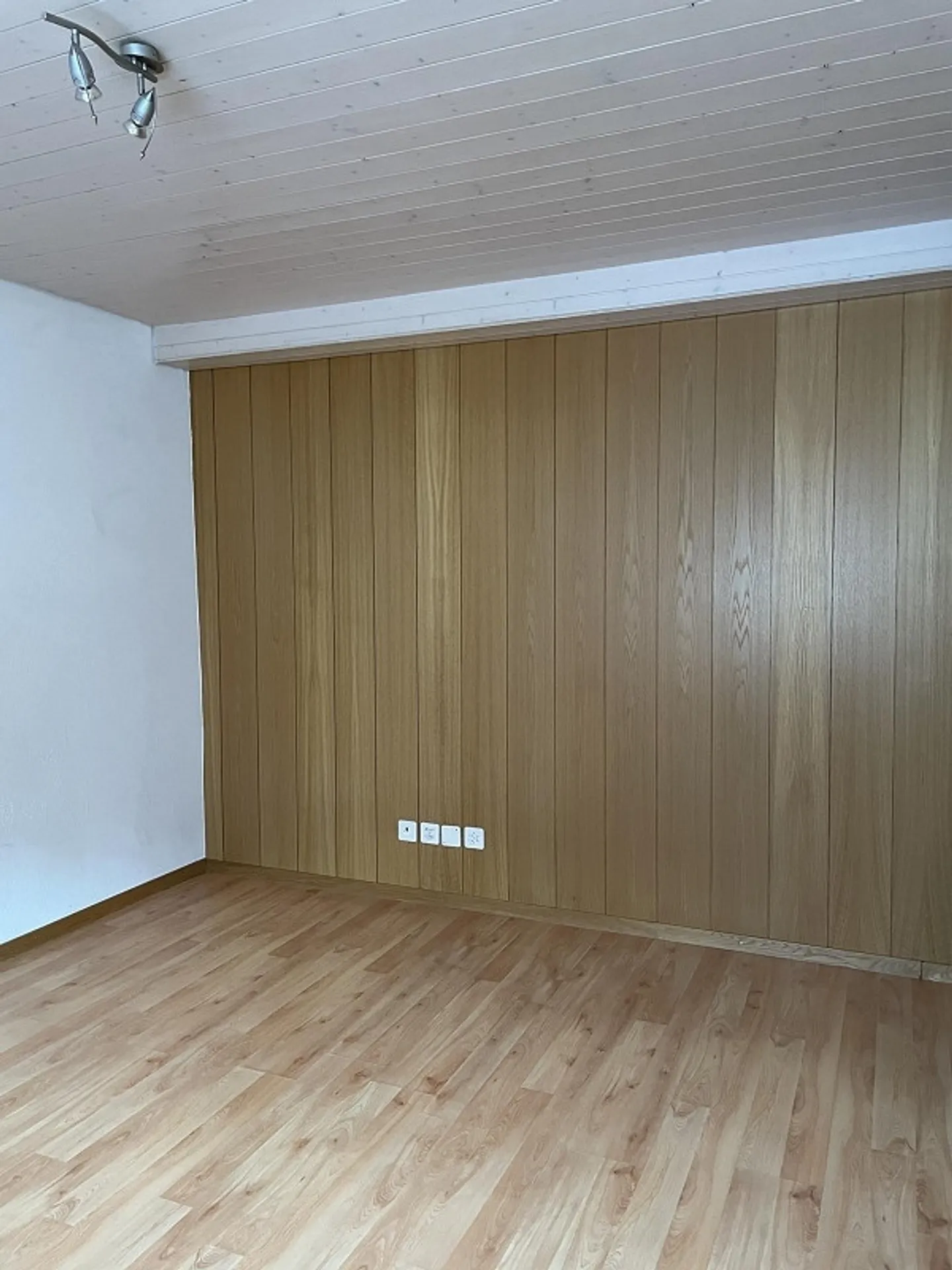 Appartamento con 2 camere da letto in posizione centrale e tranquilla - Foto 4 di 8
