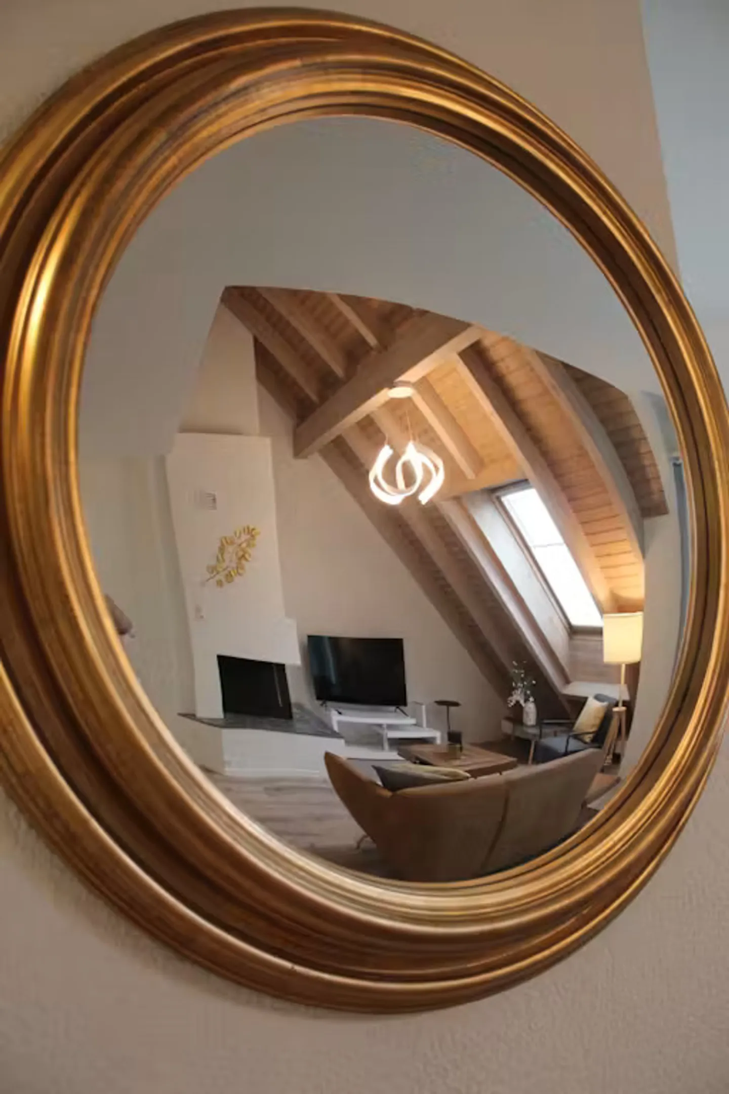 Charmantes Chalet in Kloten - Foto 4 von 10