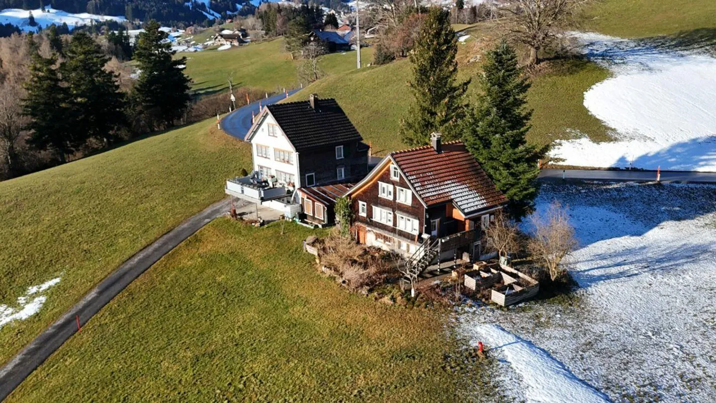 Charmantes Freistehendes Haus mit Aussicht - Foto 13 von 15