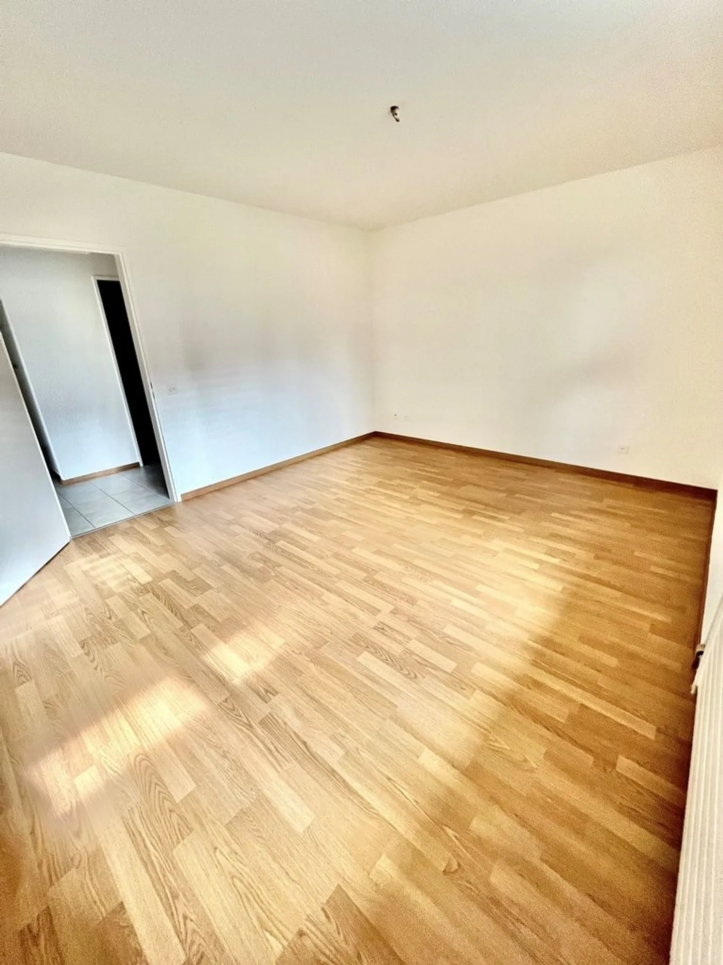 Appartement 2.5 pièces - Photo 5 sur 6