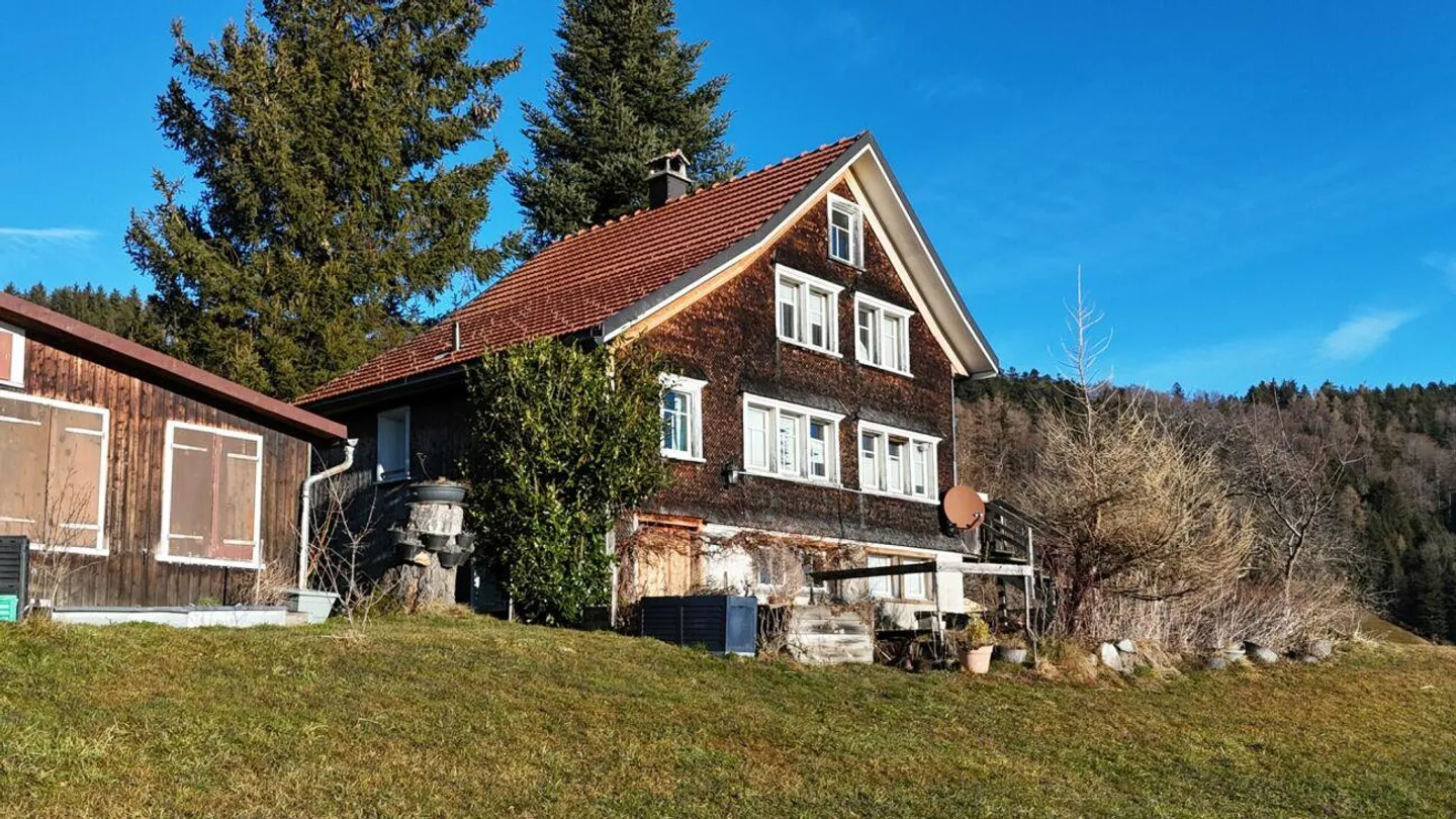 Charmantes Freistehendes Haus mit Aussicht - Foto 12 von 15