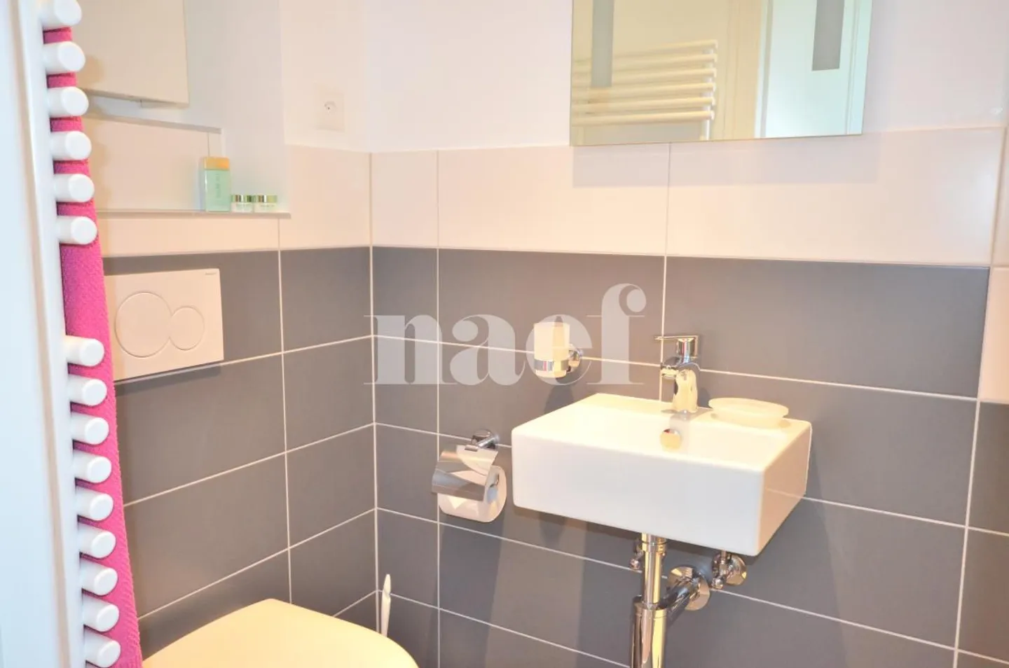 Charmant studio meublé - Photo 4 sur 5