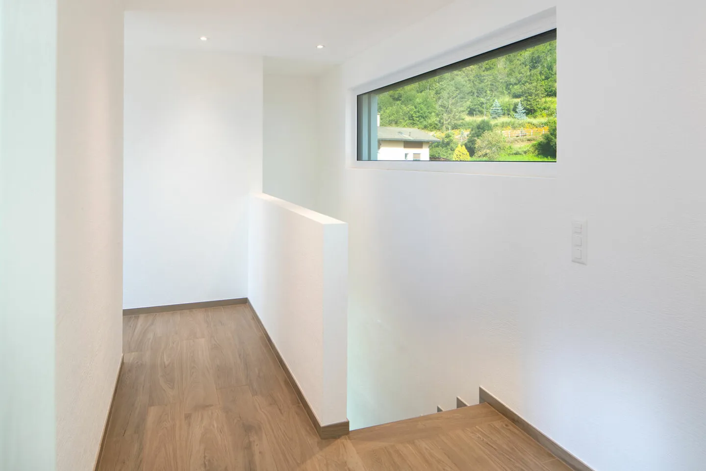 Wunderschöne neue zeitgenössische Villa - Foto 5 von 13