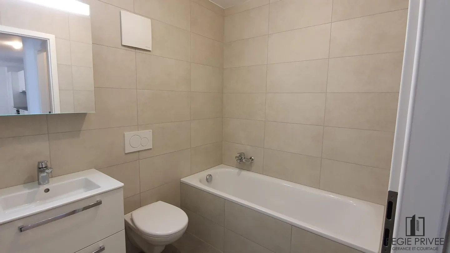 Bel Appartement avec Terrasse - Photo 9 sur 11