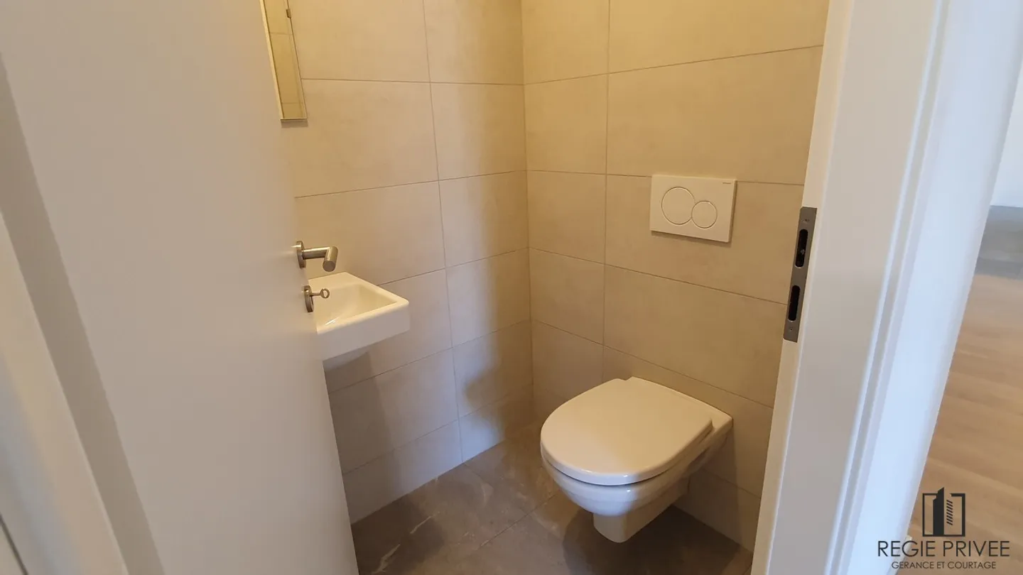 Bel Appartement avec Terrasse - Photo 10 sur 11