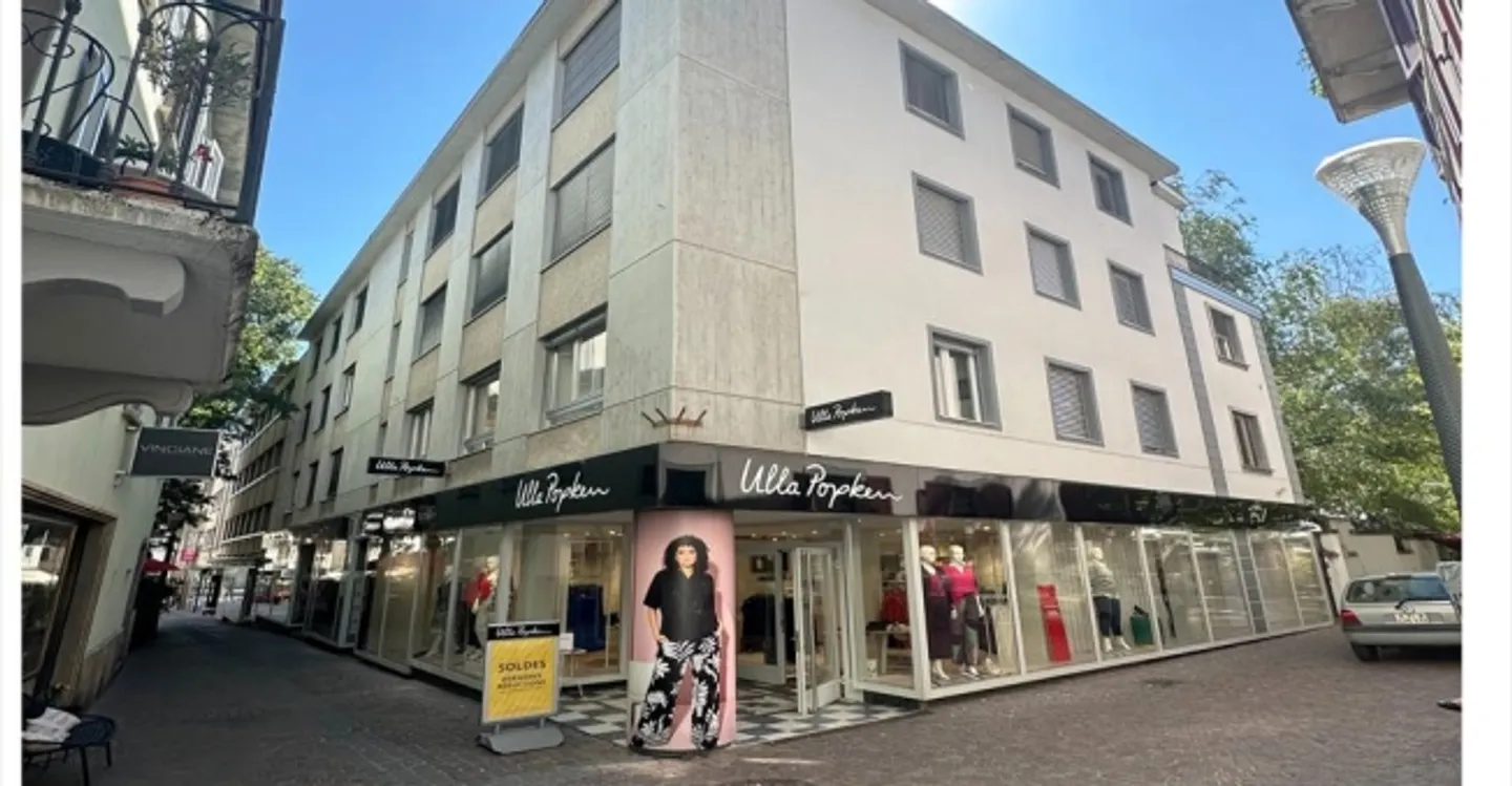 Mixed-use building for rent - Photo 12 of 12