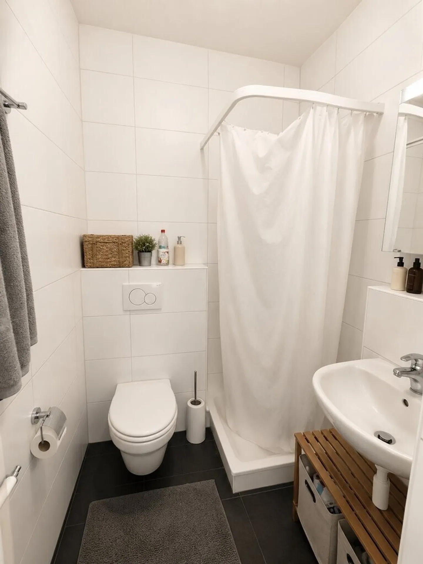 Cultural Hub Apartment - Photo 4 of 5