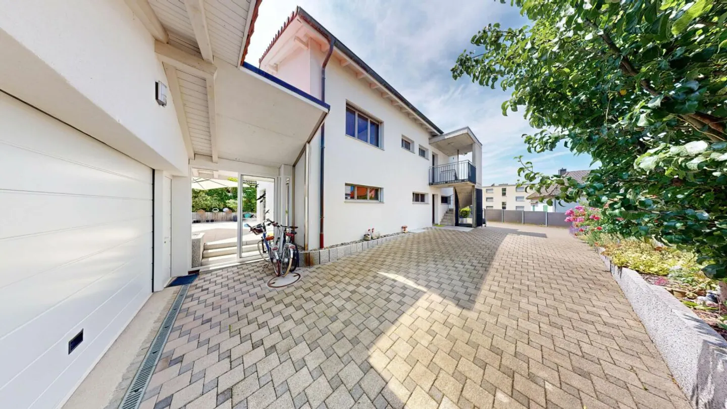 Maison individuelle de 8 pièces avec appartement - Photo 24 sur 37