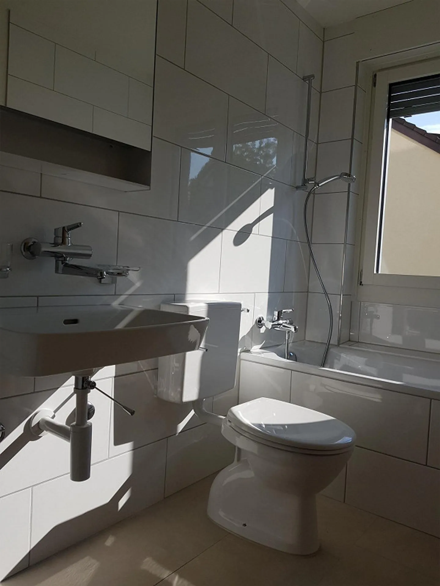 Bright modern 3-room apartment - Photo 8 of 10