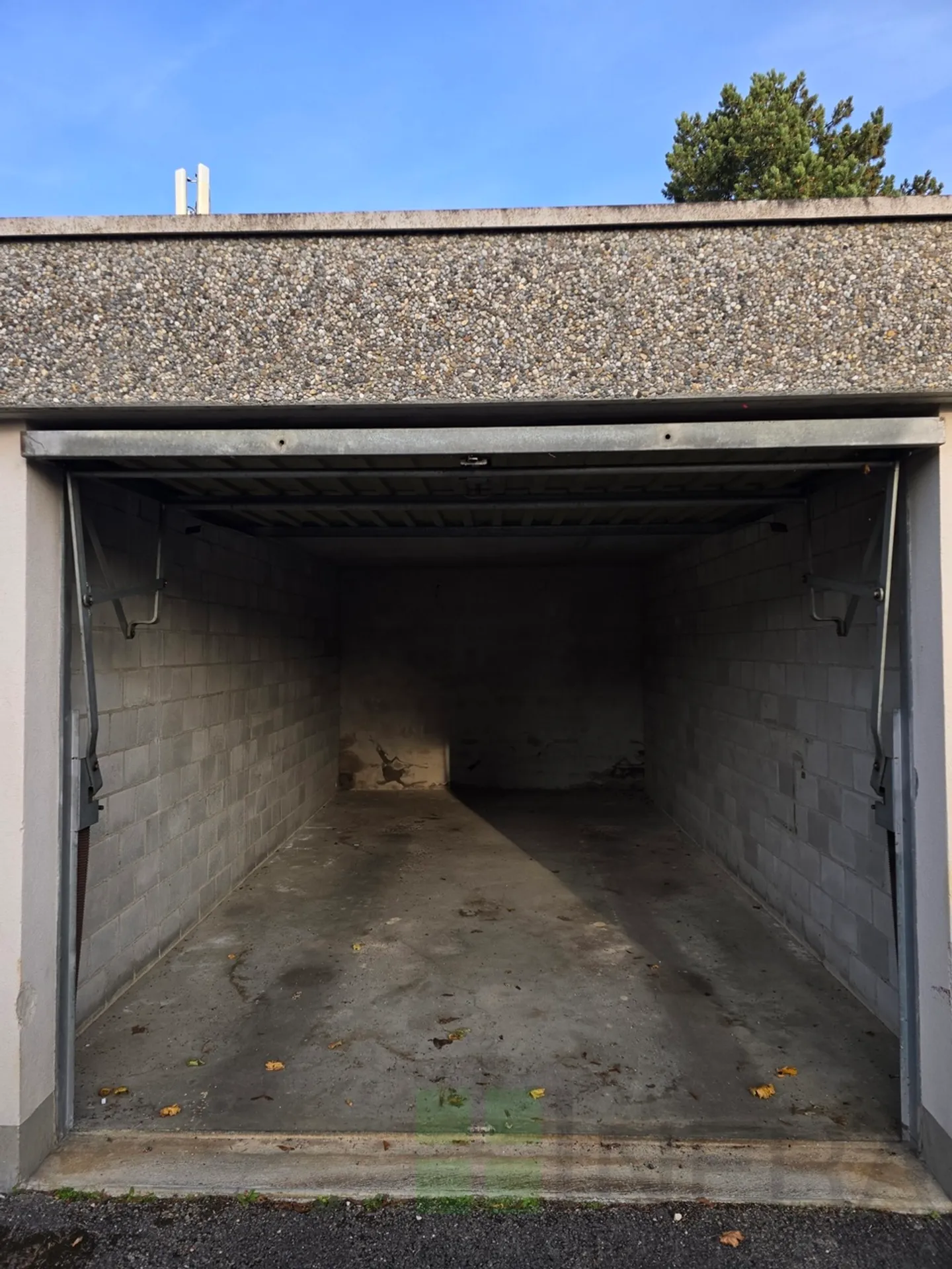 Garage individuel No 17 - Photo 3 sur 4