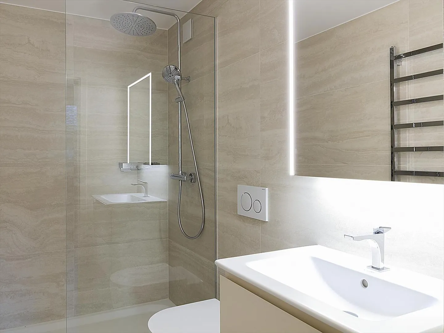 Appartement 6 pièces - Photo 3 sur 7