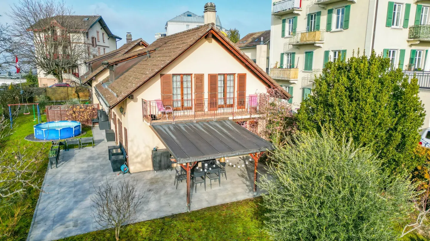 Charming Semi-Detached Villa - Photo 17 of 17