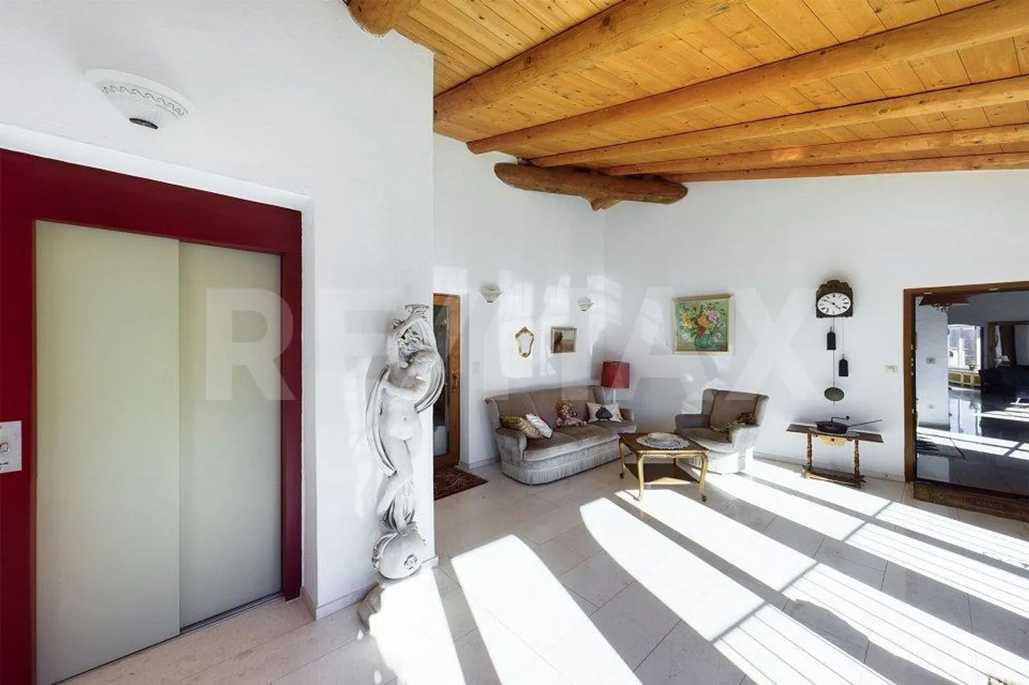Affascinante villa con una magnifica vista sul lago - Foto 9 di 13