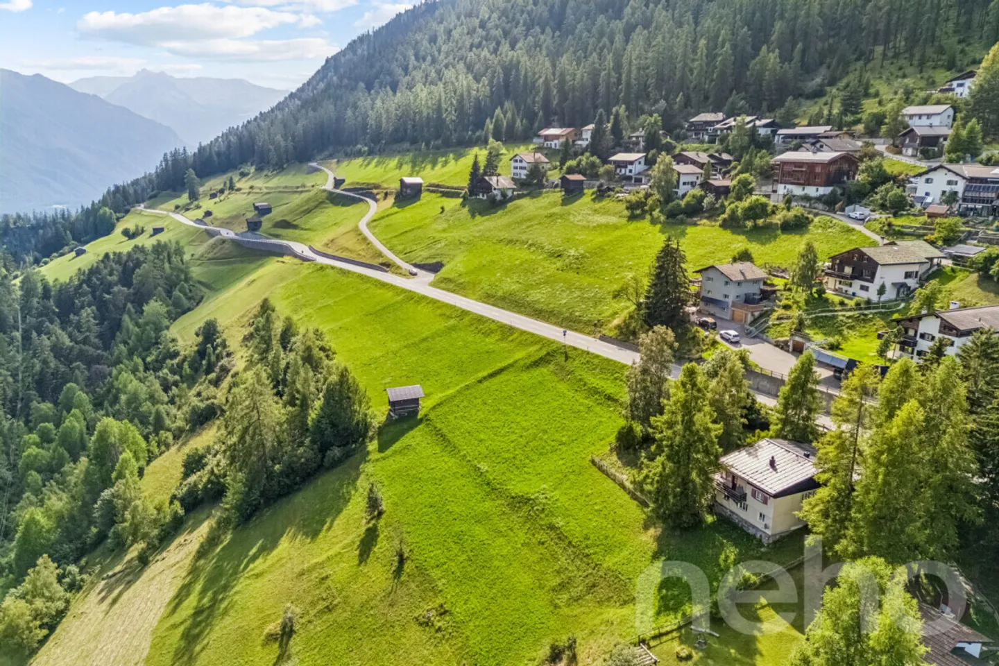 3,520 m² Development Site with Project Study in Davos Wiesen - Photo 2 of 8