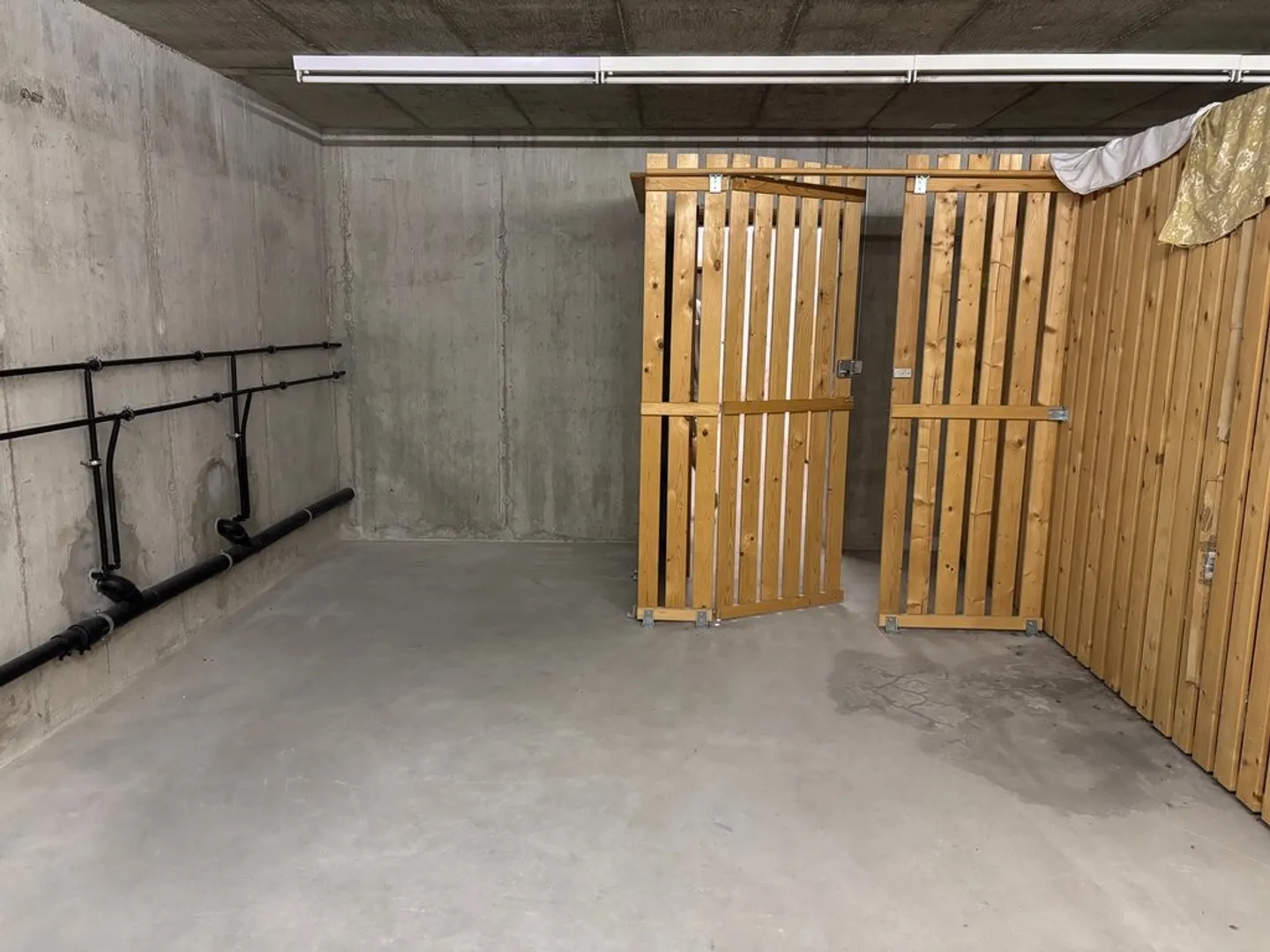 Edificio ad uso misto in affitto - Foto 1 di 3