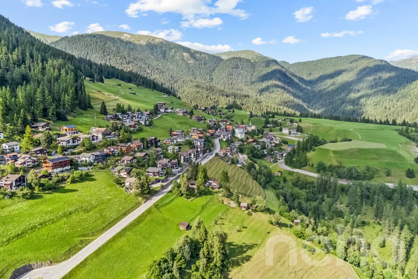 3,520 m² Development Site with Project Study in Davos Wiesen - Photo 1 of 8