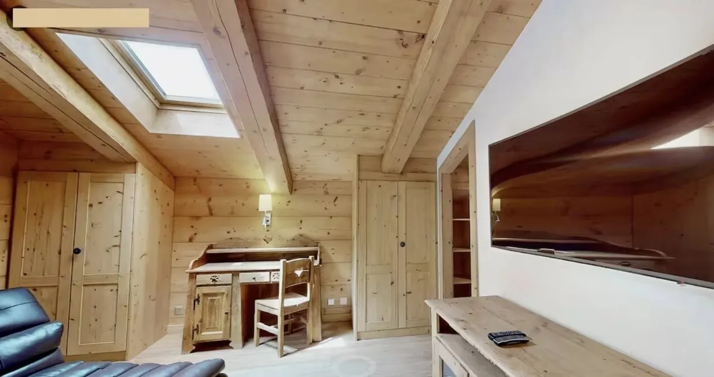 Panoramic and Luxury Chalet for Rent/Sale - Photo 8 of 13