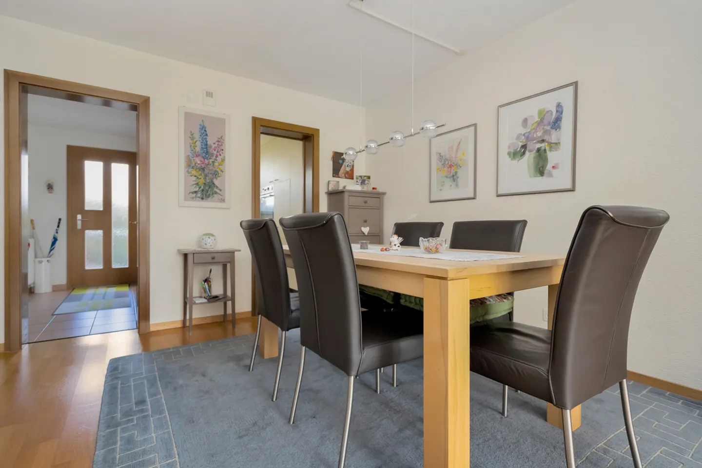 Maison de ville bien entretenue de 5,5 pièces avec jardin et vue panoramique - Photo 7 sur 12