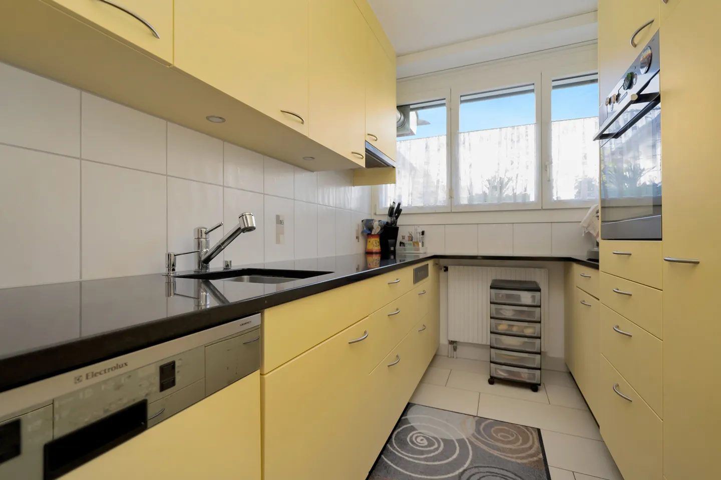 Maison de ville bien entretenue de 5,5 pièces avec jardin et vue panoramique - Photo 8 sur 12