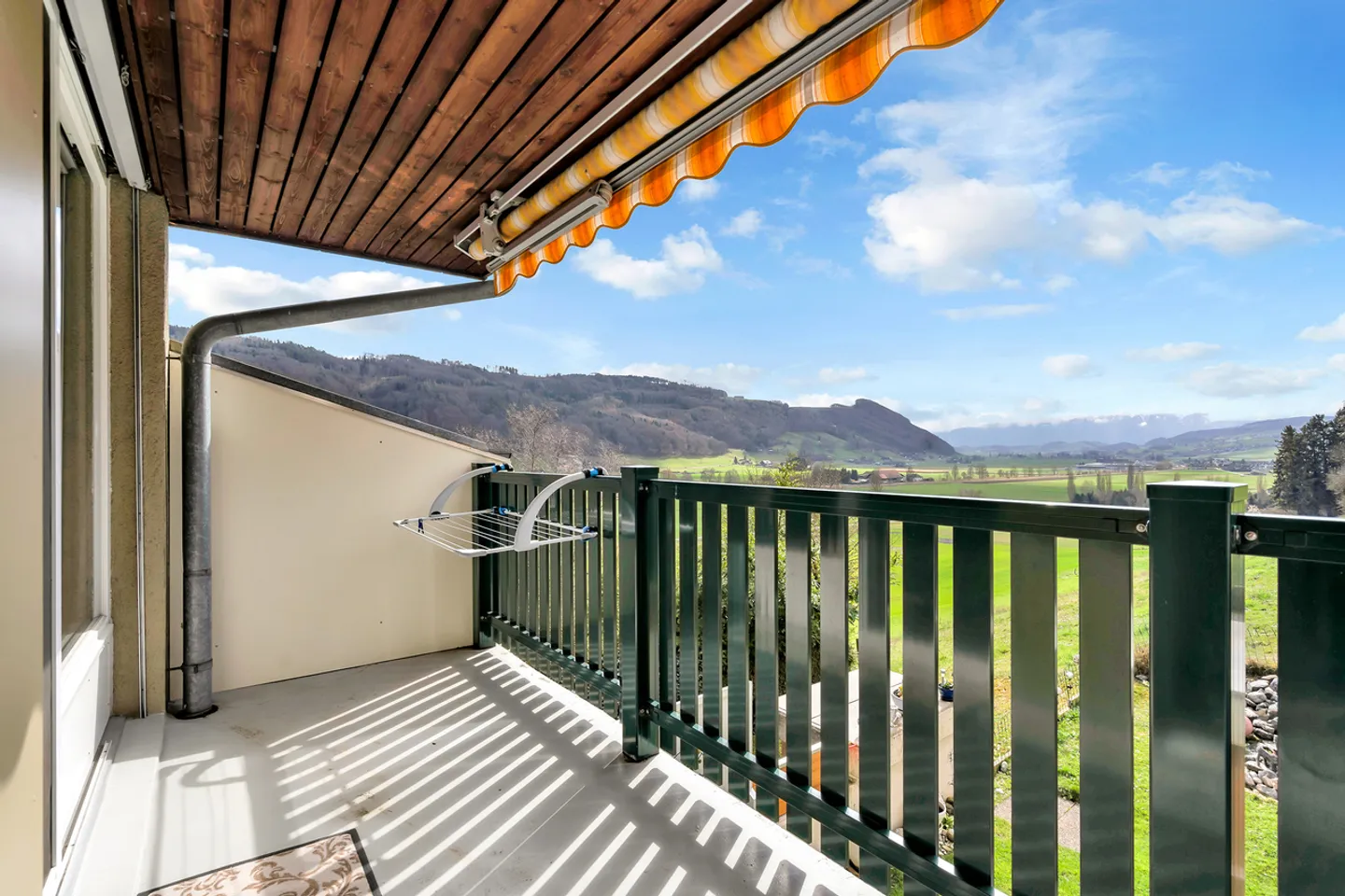 Maison de ville bien entretenue de 5,5 pièces avec jardin et vue panoramique - Photo 11 sur 12