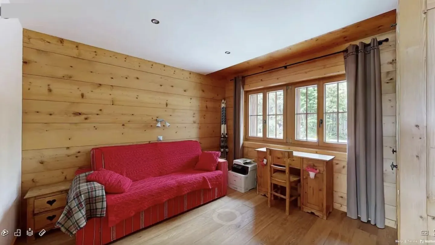 Panoramic and Luxury Chalet for Rent/Sale - Photo 13 of 13