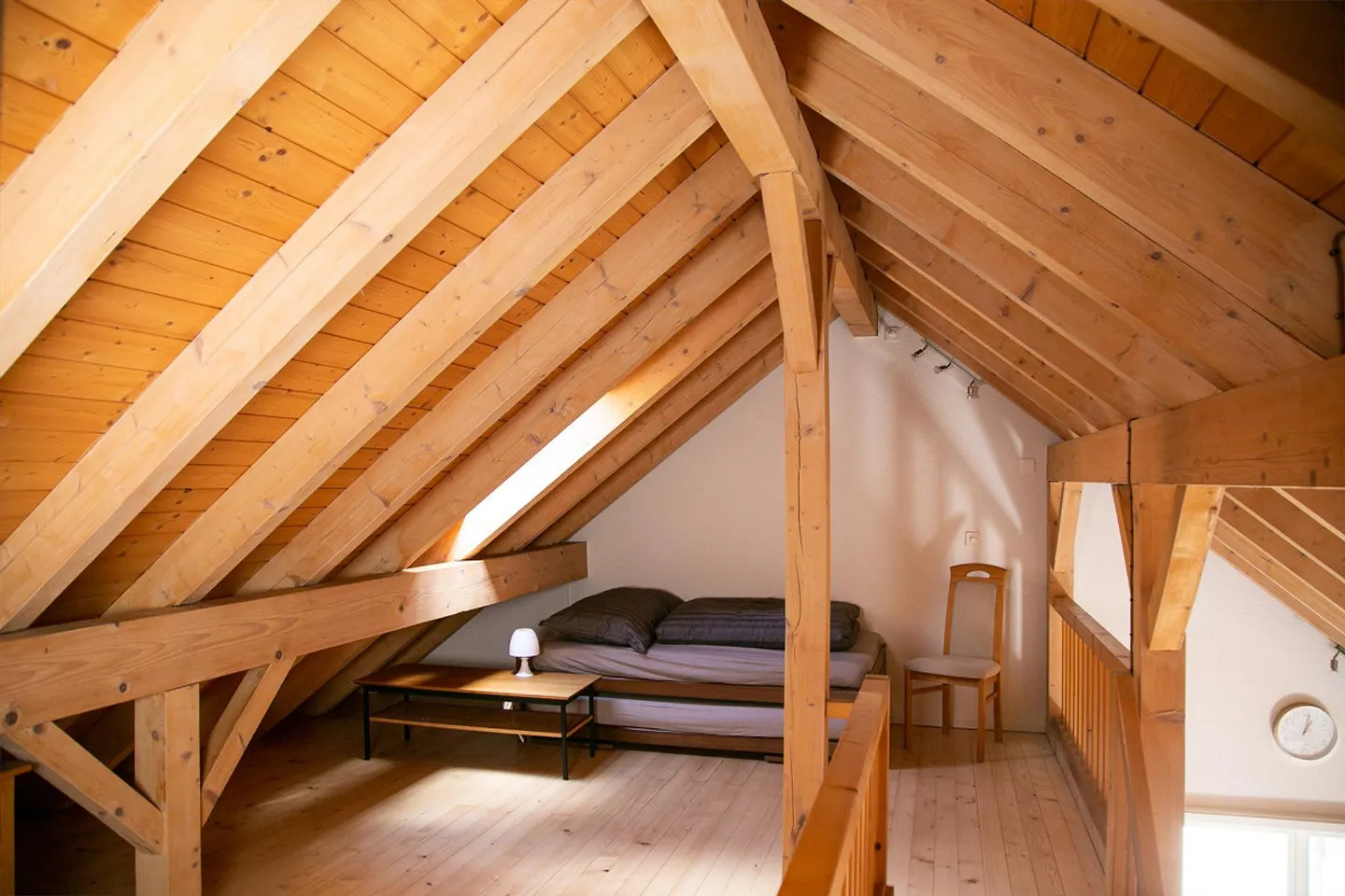 Goldiwil - Dachwohnung mit Weitsicht - Foto 9 di 16