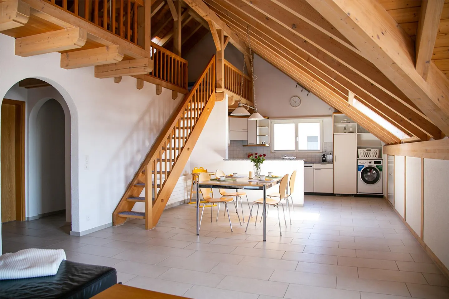 Goldiwil - Dachwohnung mit Weitsicht - Foto 11 di 16