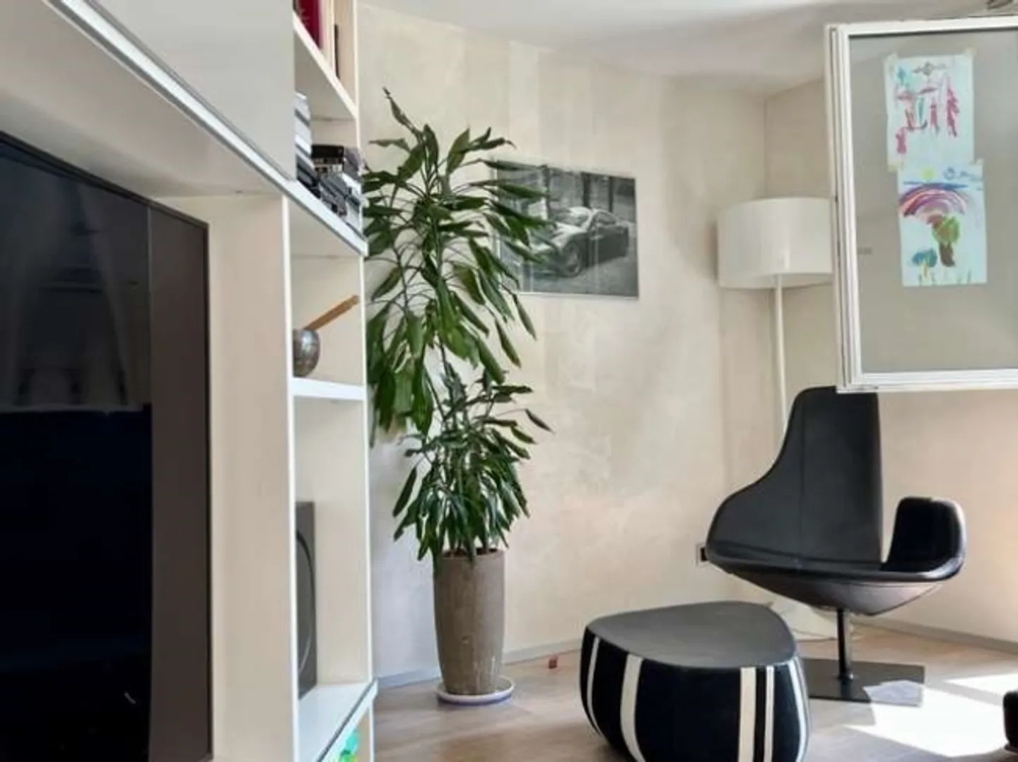 Beautiful 4.5-Room Apartment in the Green - Photo 14 of 20