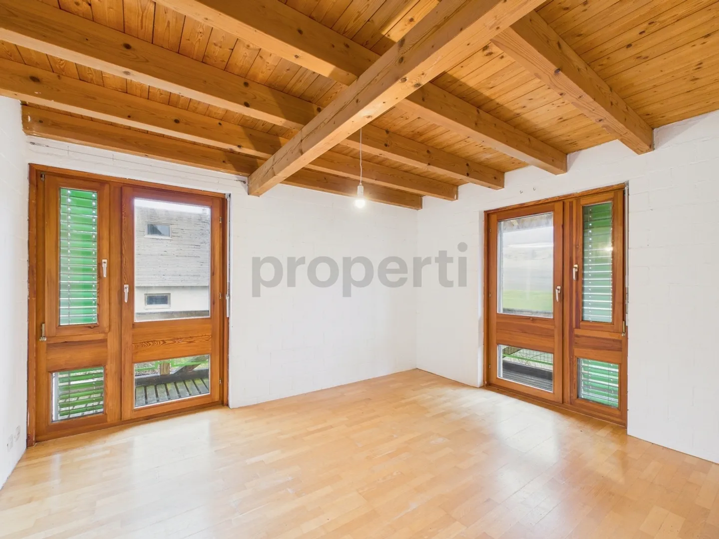 Spacious 5.5-room single-family house with garden and garden shed in Wislikofen - Photo 6 of 13