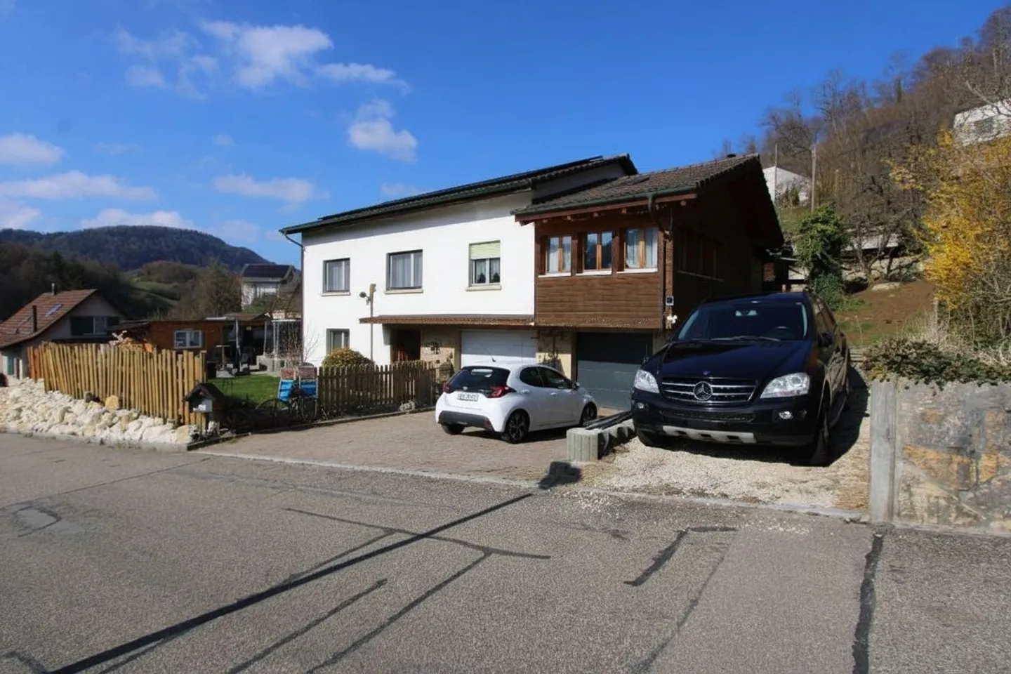 Charmantes Einfamilienhaus - Foto 1 von 13