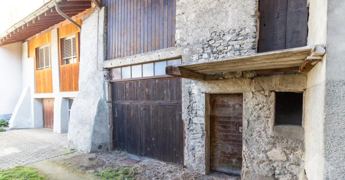 Grange Authentique avec Potentiel - Photo 1 sur 10