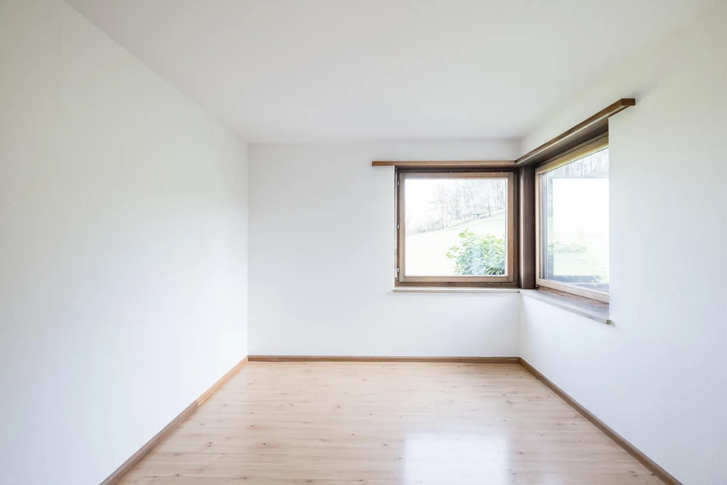 Appartamento 4.5 locali 95m2 in una zona residenziale tranquilla con camino - Foto 10 di 13