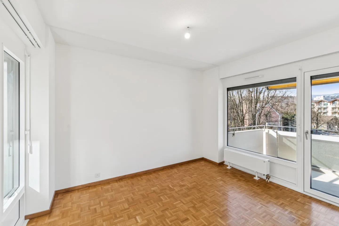 Appartement spacieux de 6 pièces - Photo 7 sur 12